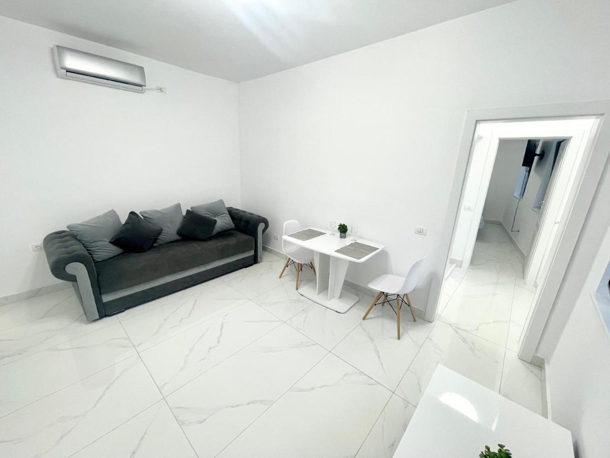 Apartamento Bliss 2 Bucarest Exterior foto